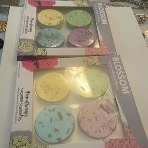 Blossom Shower Steamers Set